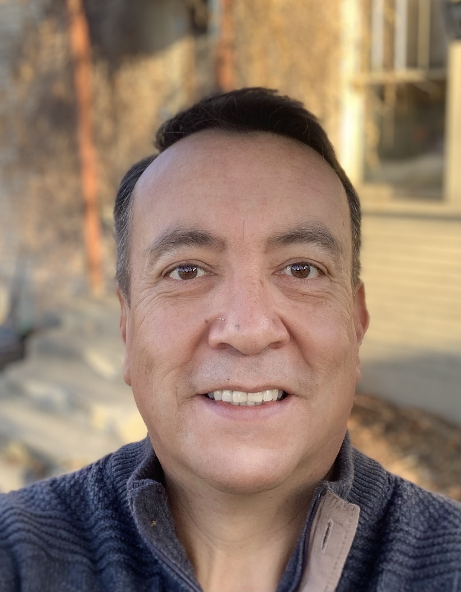 Lester Bracey Headshot